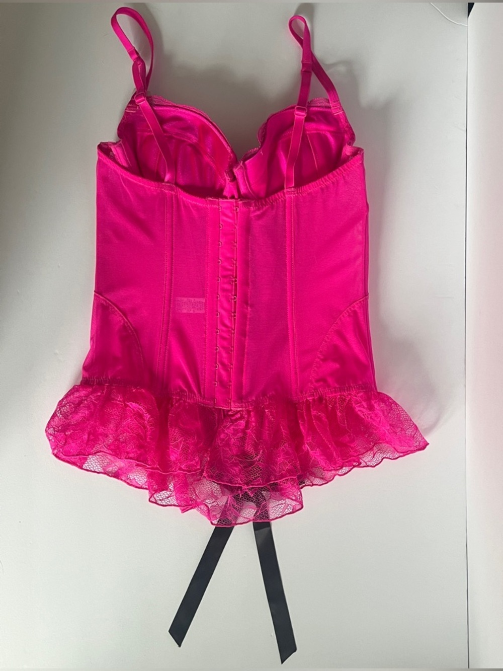 La Senza Hot Pink Lace Corset with Black Ribbon Size Small NWT - Picture 6 of 9